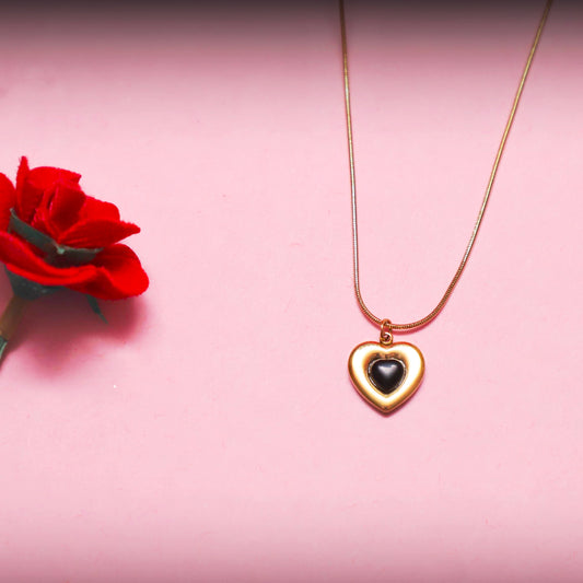 Golden Heart Pendant Necklace with Black Enamel – Rust-Free Fashion by Rusty