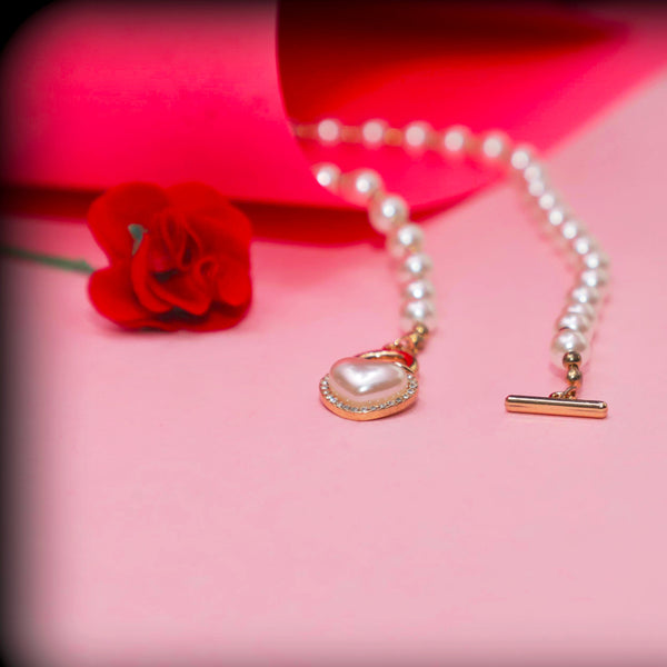Elegant Pearl Beaded Necklace with Heart Pendant – Rust-Free Fashion by Rusty