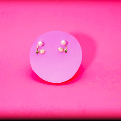Rusty Pearl Peach Leaf Stud Earrings