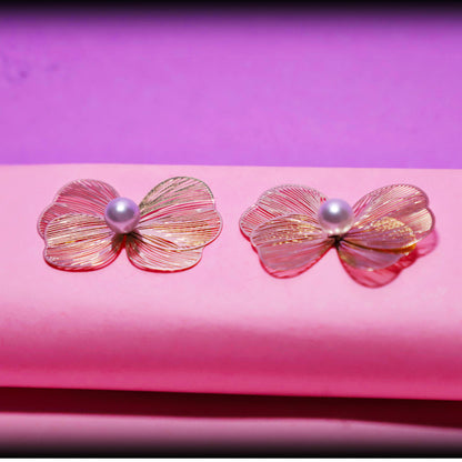 Rusty Floral Pearl Stud Earrings