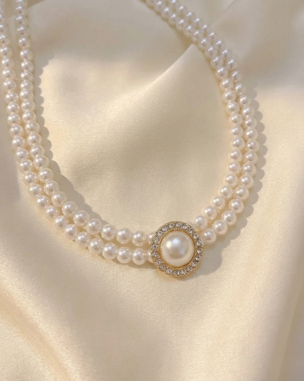 Rusty Classic Pearl Choker Necklace
