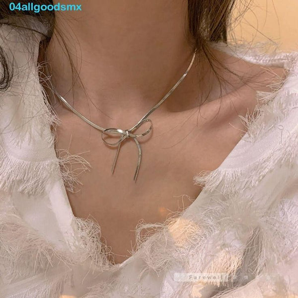 Elegant Silver Bow Pendant Necklace – Rust-Free Fashion by Rusty