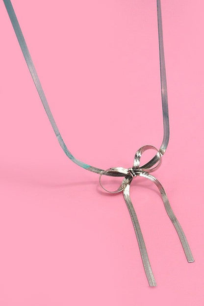 Elegant Silver Bow Pendant Necklace – Rust-Free Fashion by Rusty