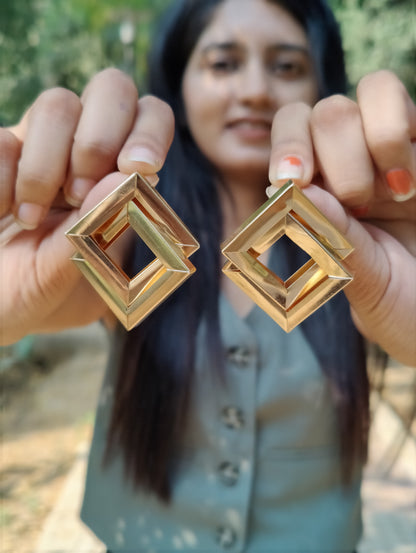 Rusty Bold Geometric Square Stud Earrings