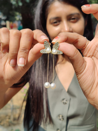 Rusty Crystal Heart Pearl Drop Earrings