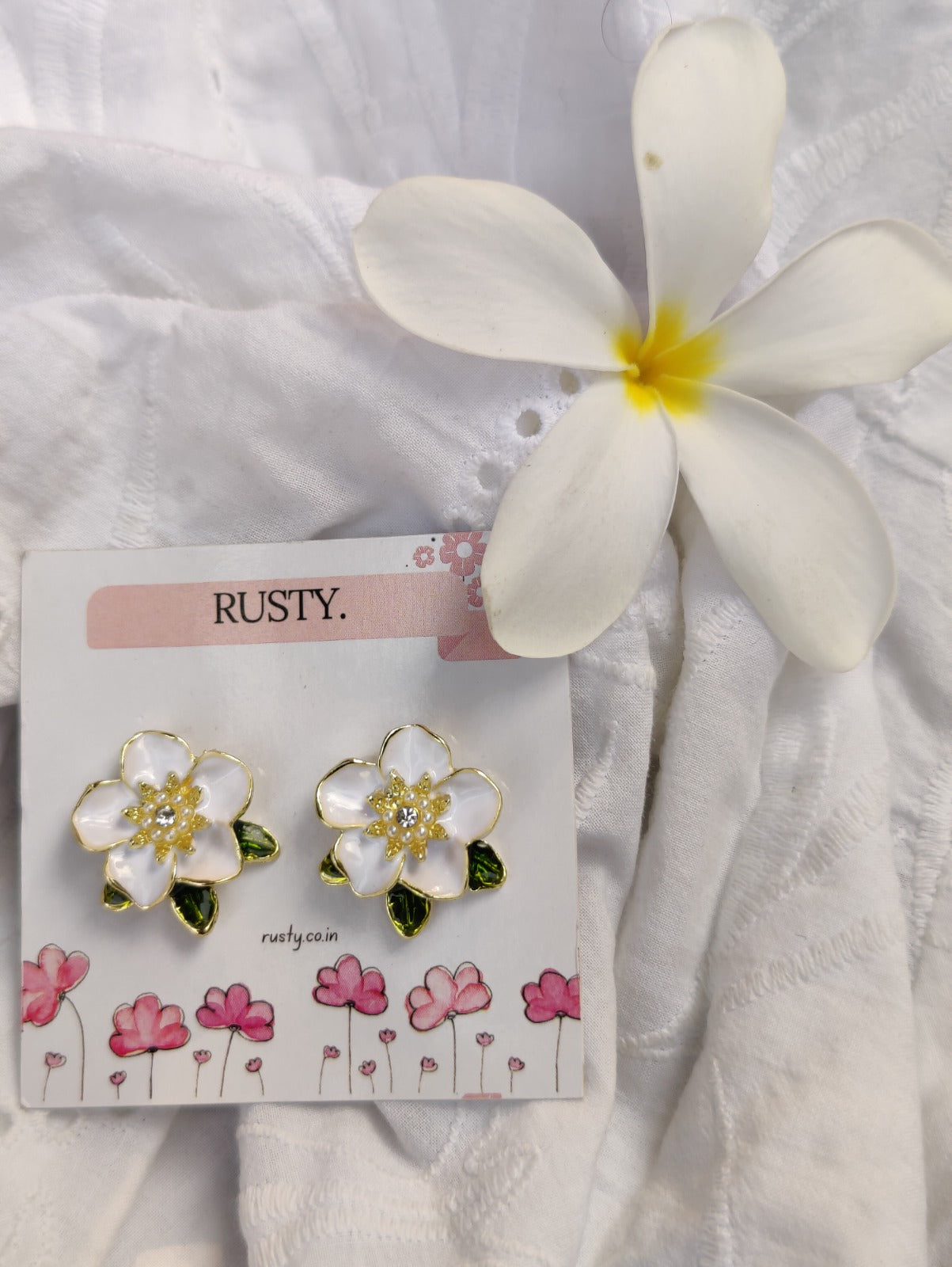 Rusty White Floral Pearl & Crystal Stud Earrings for Women