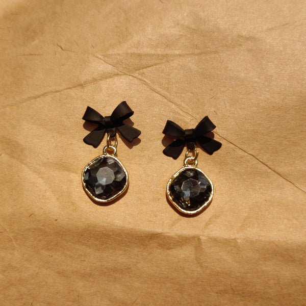 Rusty Black Bow Crystal Earrings